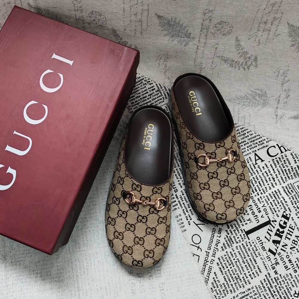 Gucci Brown GG Supreme Horsebit Slip-On Clogs